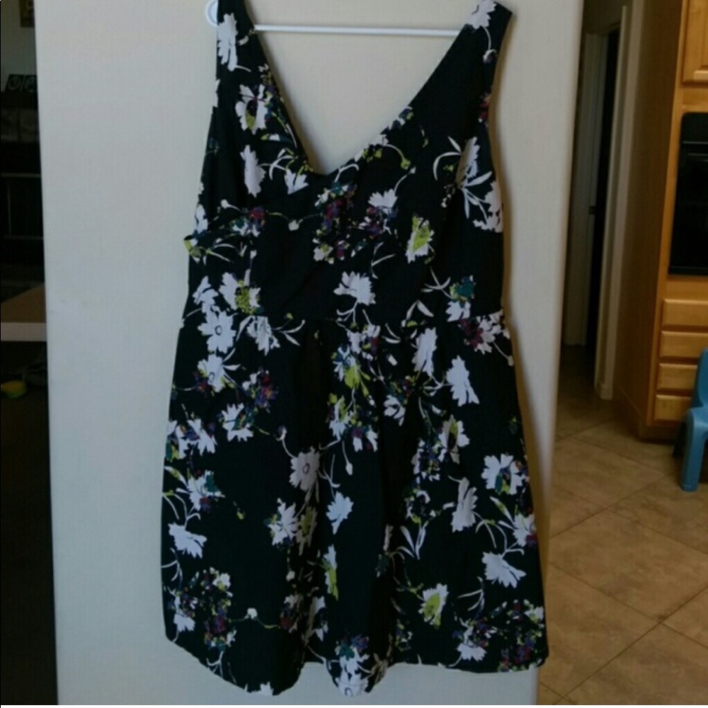 Jessica Simpson dress